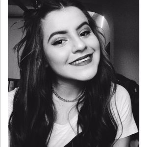 Meet your Posher, Heydy